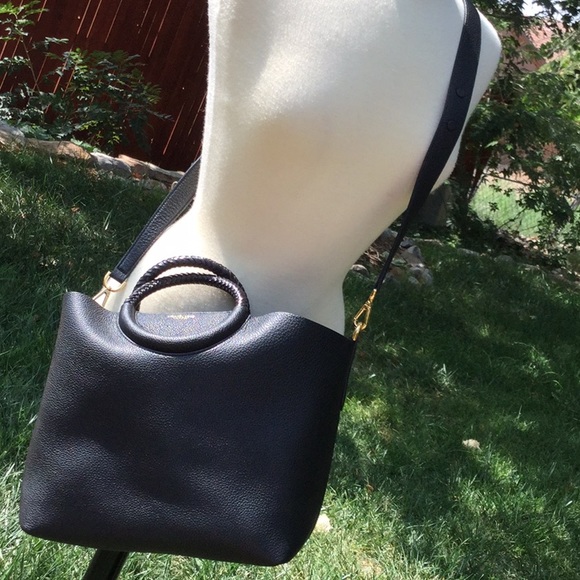 "Stunning" Michael Kors Collection Skorpios Tote - Picture 8 of 8